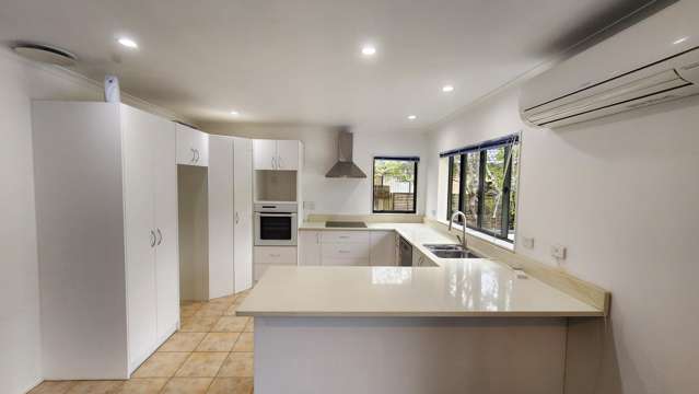 16 Helen Ryburn Place Torbay_4