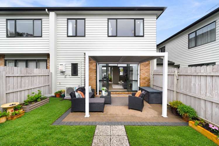 42/22 Northcross Drive_4