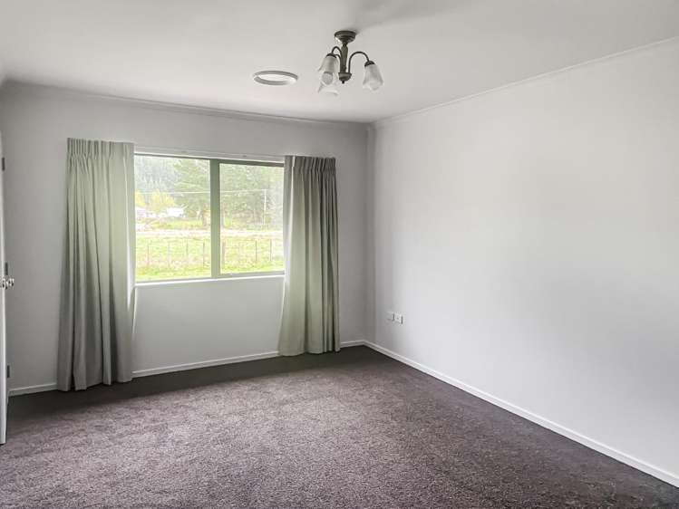 150 Upper Fitzherbert Road 10629_8