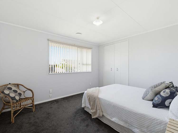 2 Hampton Place Springvale_13