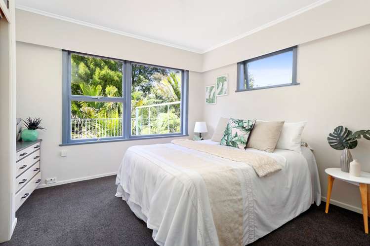 56 Huia Road Titirangi_11