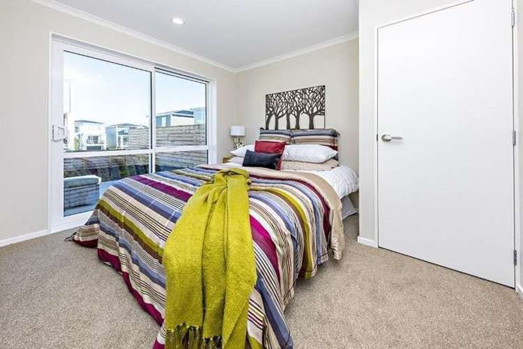 10 Panakenake Way Flat Bush_4