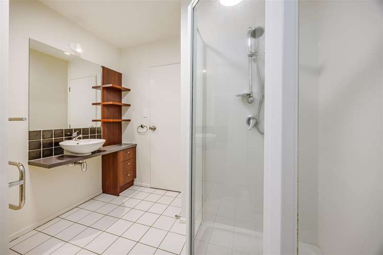 48/21 Armoy Drive Dannemora_8