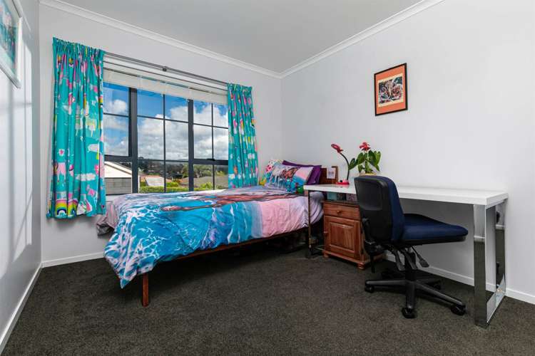 23 Roy Maloney Drive Henderson_16