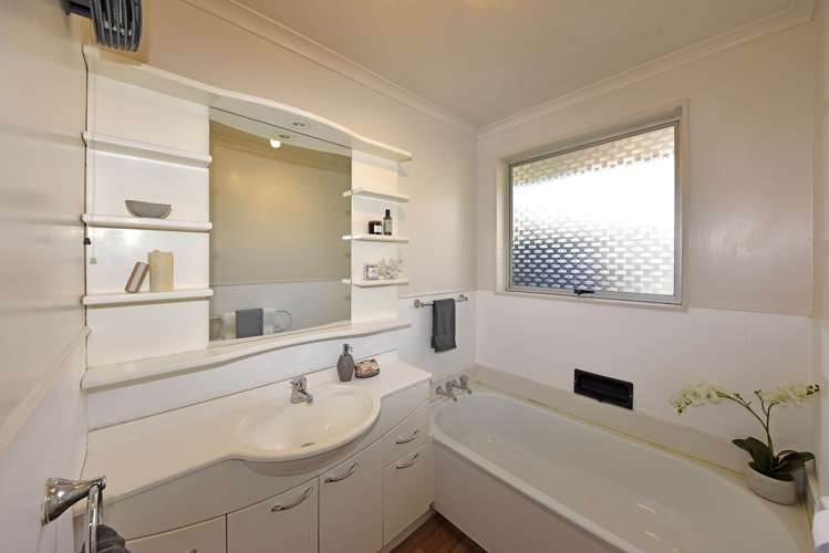 2/23 Broadfell Avenue Avonhead_13