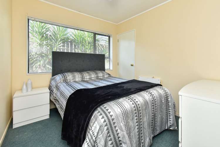 2/9 Kopara Place Clendon Park_7