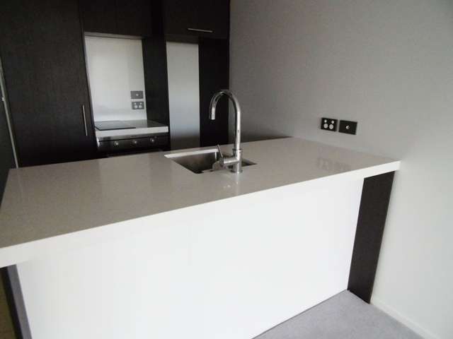 5 Howe Street 10048_1