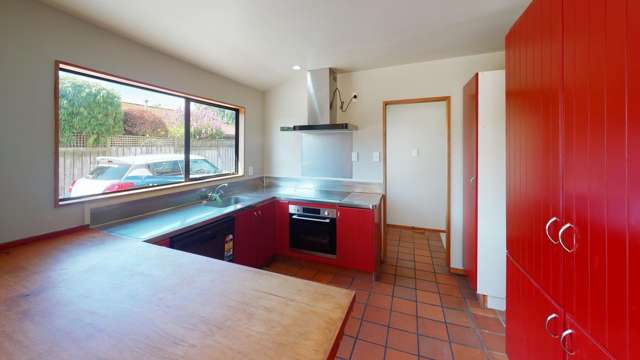 4 Gregory Close 10930_1