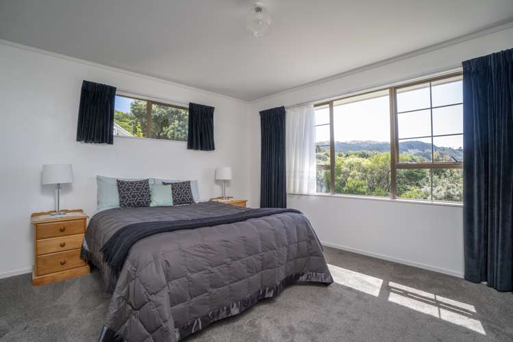 1 Brasenose Place Tawa_14