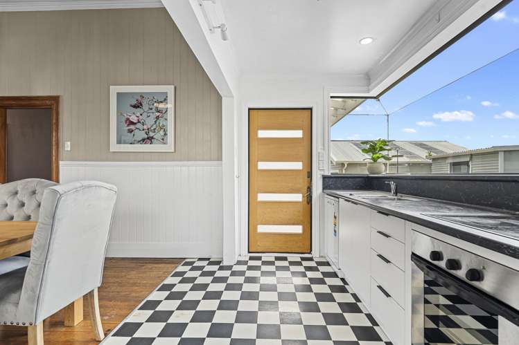 15 Morley Street New Plymouth Central_17