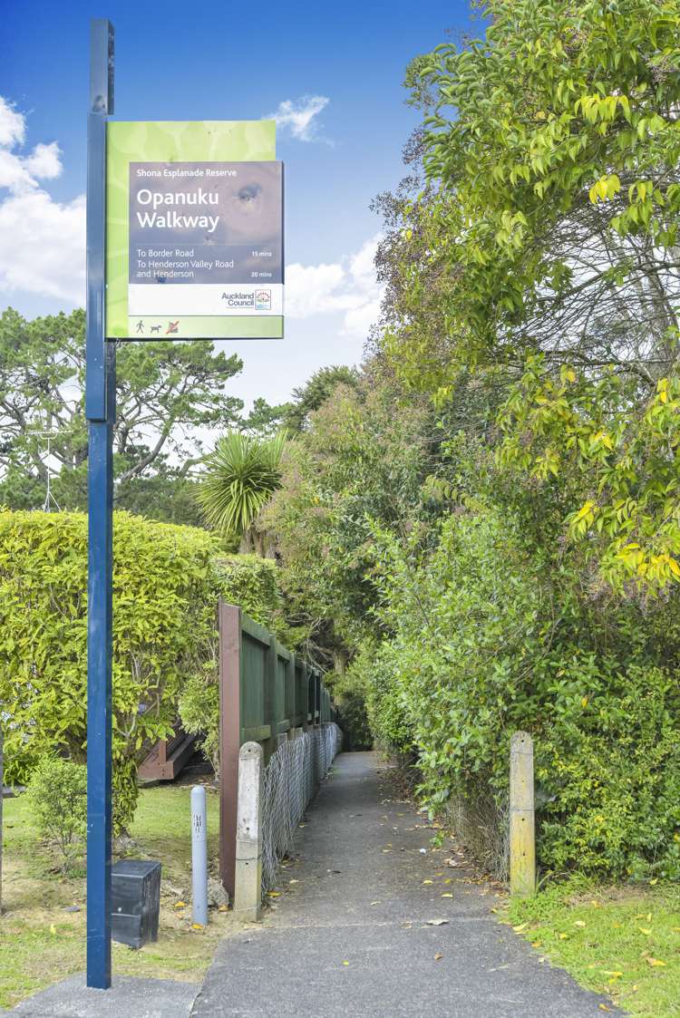 4a Claret Place Henderson_21