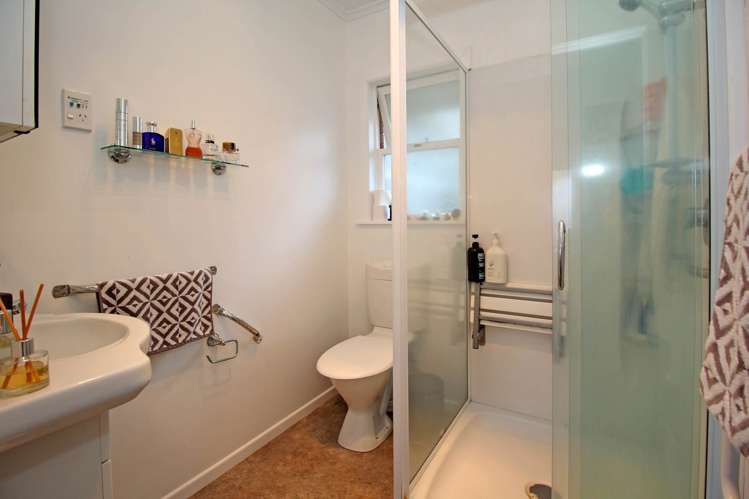 2/27 Walter Street Hauraki_6