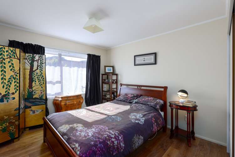 3 Pettit Place The Wood_10