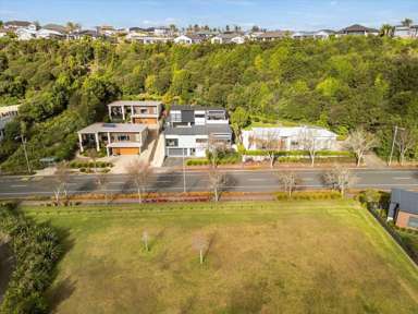 135 Lakes Boulevard_4