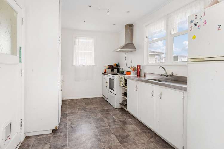 16 Old Wairoa Road Papakura_10