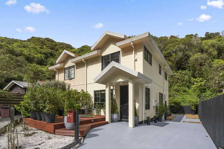 16B Parsons Glen Karori_17