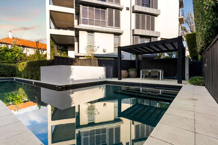 2A/36 Saint Stephens Avenue Parnell_26