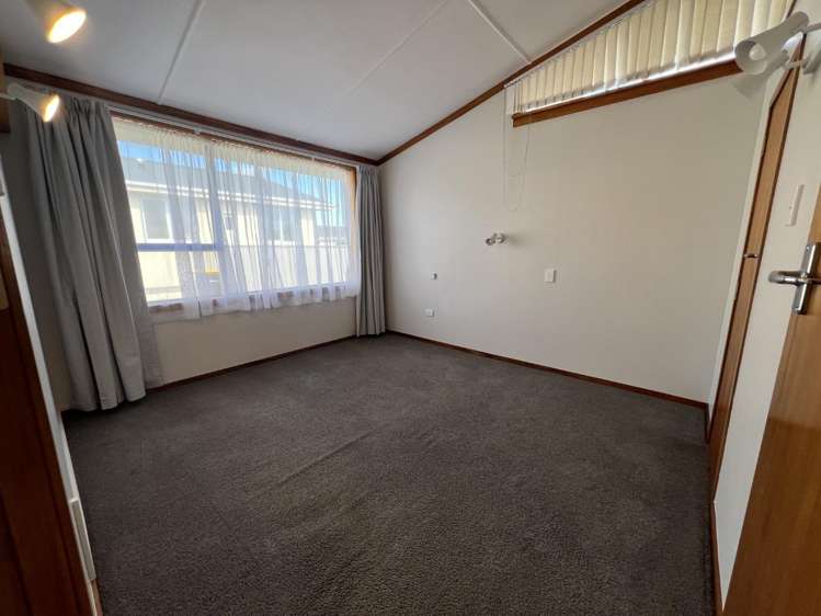 305 Layard Street 10549_6