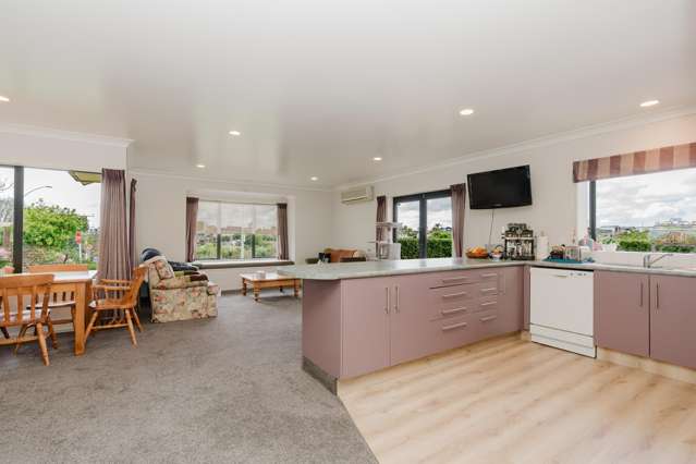 1 Millthorpe Crescent Pukete_4