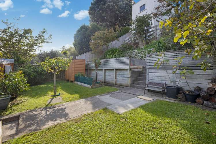 25 Bentinck Avenue Strathmore Park_25