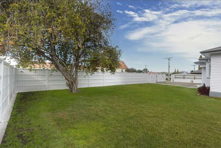 528 Gladstone Road Te Hapara_18