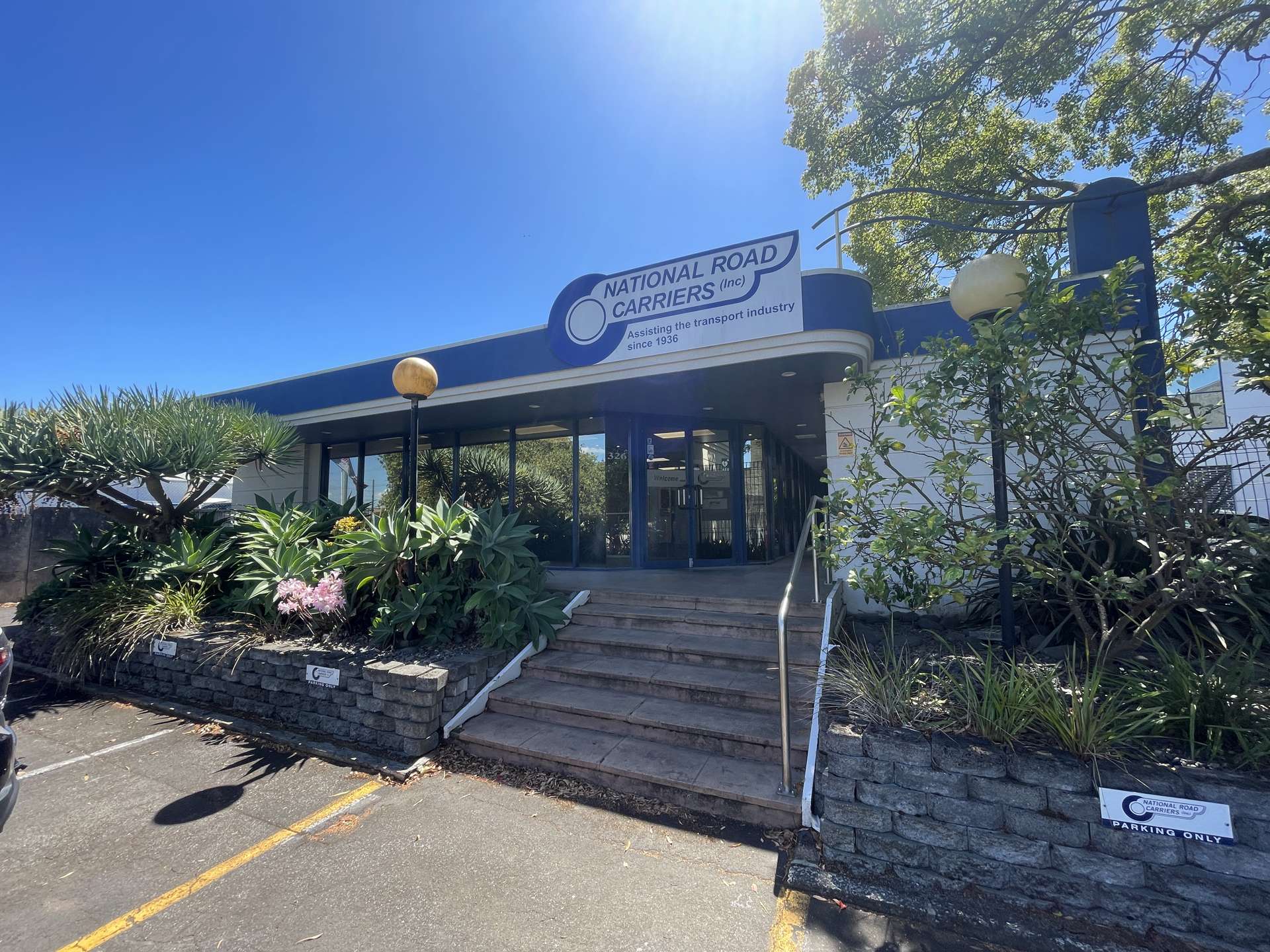 Front Office/326 Church Street Penrose_0