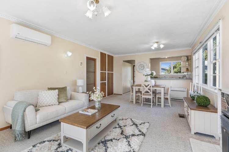 1/1 Impala Place Sockburn_2