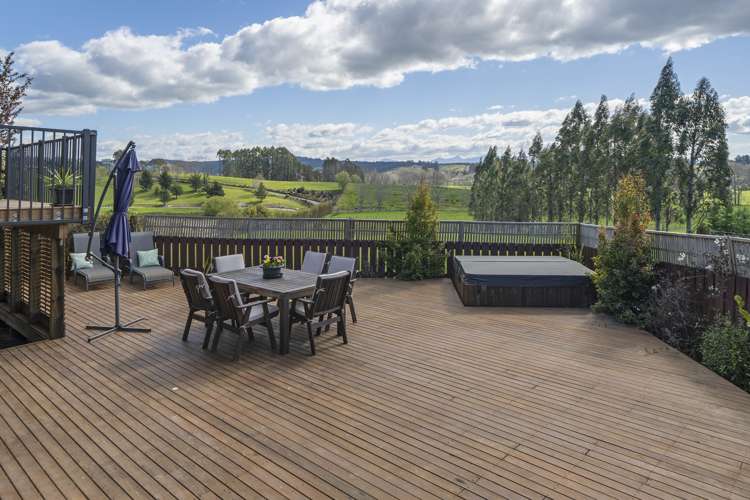 54 Greenacres Road Redwood Valley_17