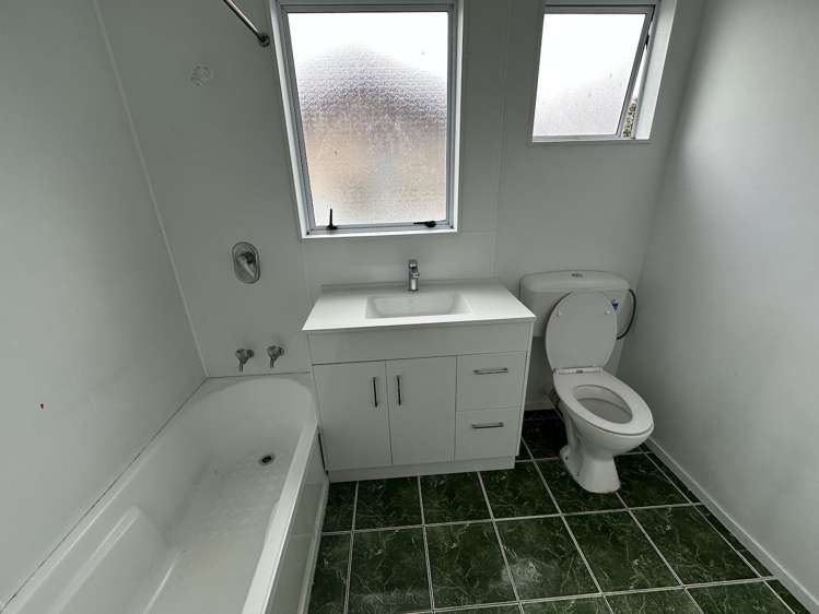 4b John Walker Drive Manurewa_10