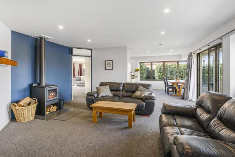 72 Eastwood Rise Waimairi Beach_1
