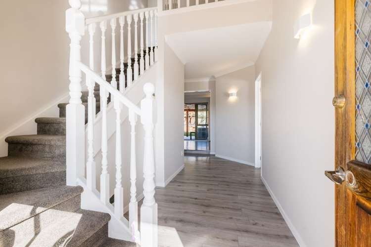 15 Marlowe Drive Leamington_17