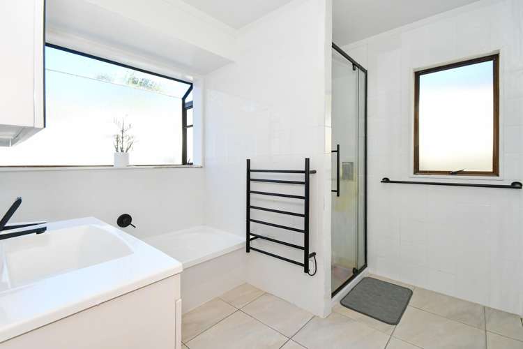 15 Oakmont Place Wattle Downs_7