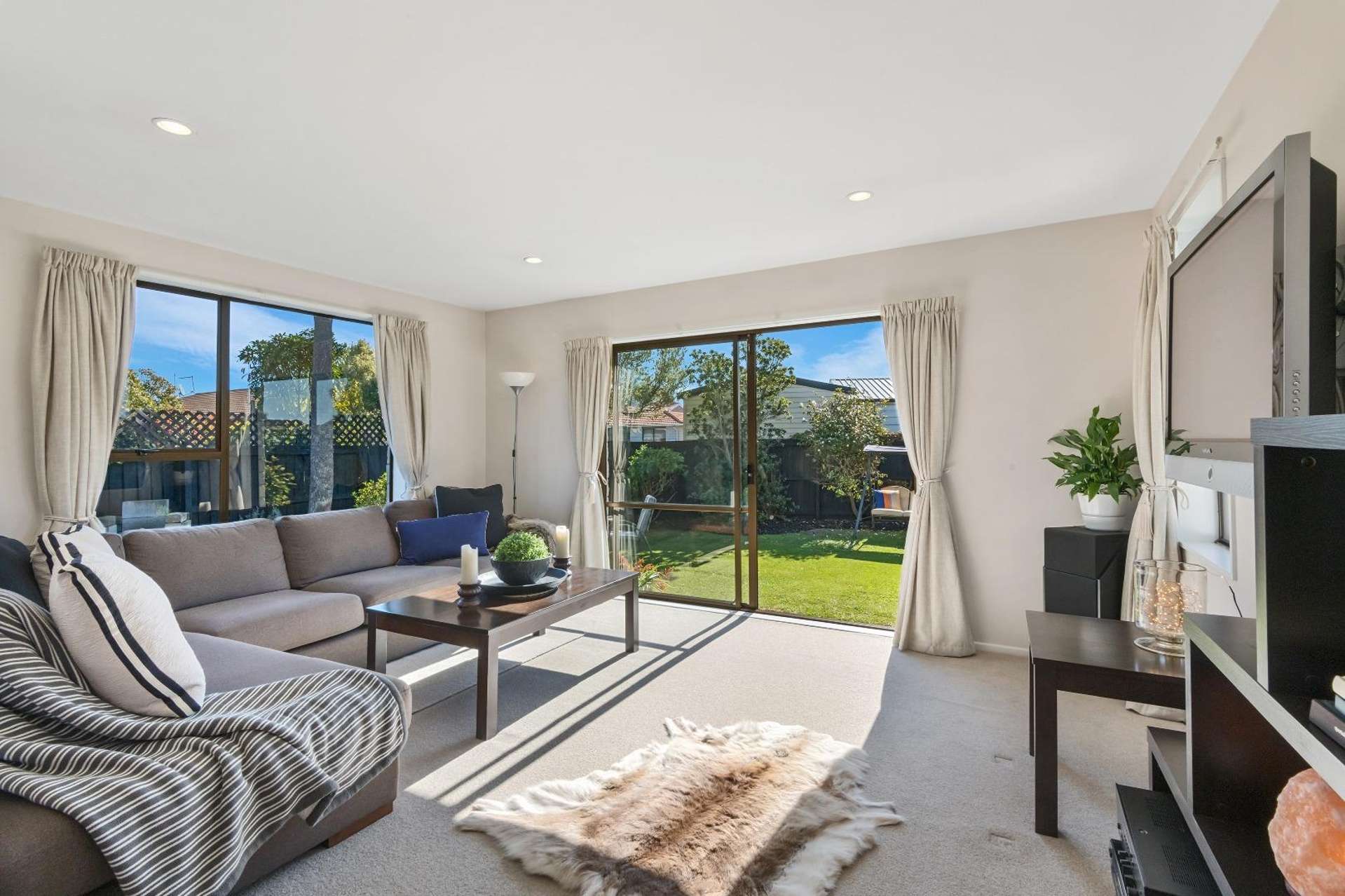 2/71a Glenmore Avenue 1399_0