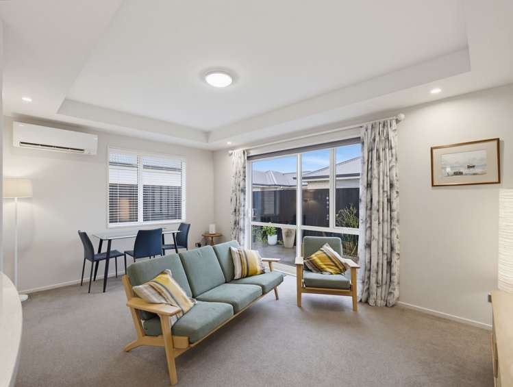 2/14 NICHOLLS ROAD_4