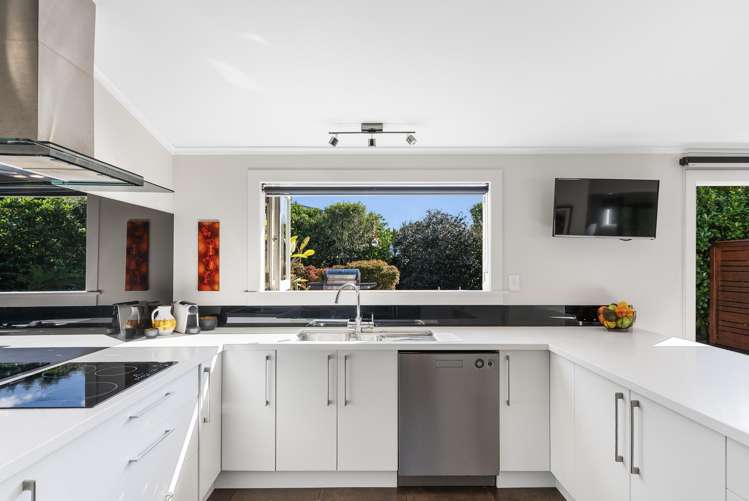 15 Karaka Street New Lynn_10