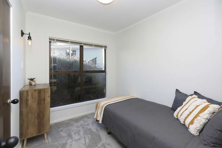 4 Catherine Crescent Moturoa_11