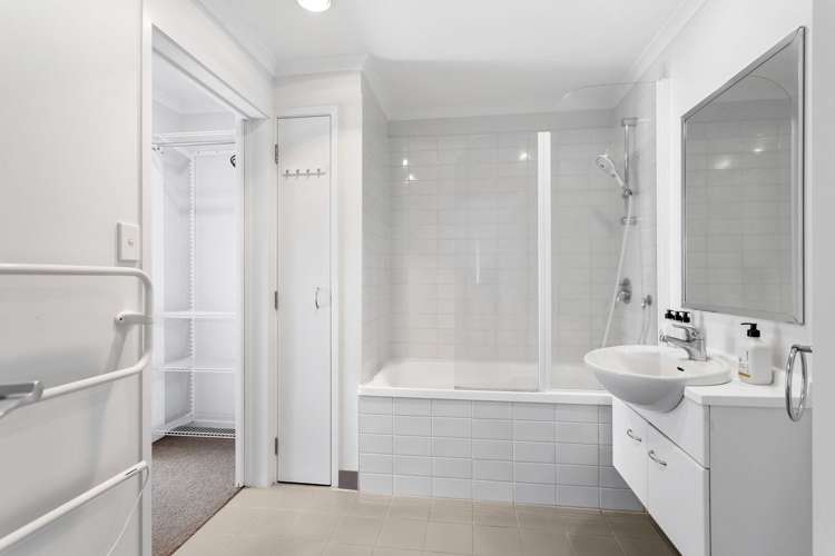 1A/83 New North Road Eden Terrace_9