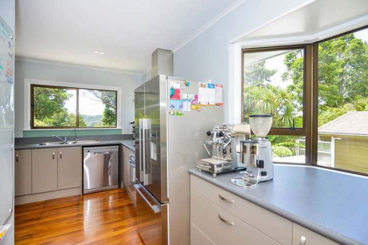 22 Rimutaka Place Titirangi_7