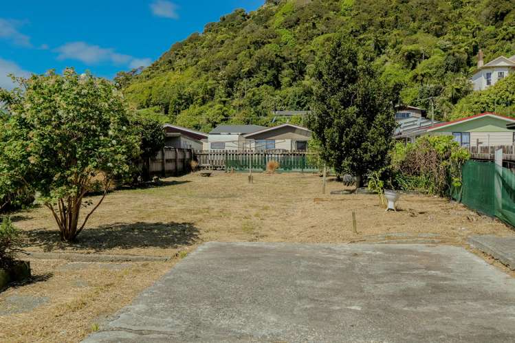 9 Alexander Terrace Greymouth_36