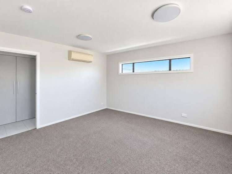 2/360 Worcester St Linwood_4