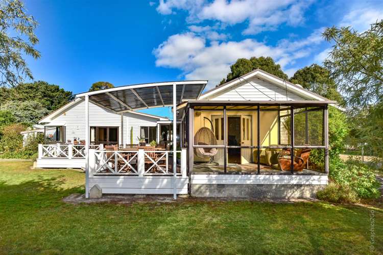 124 Embankment Road Lincoln_24