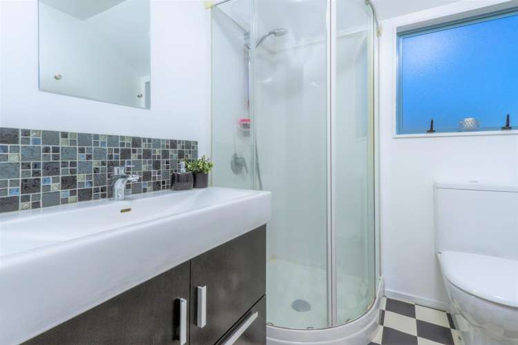 12 Highgrove Way The Wood_12