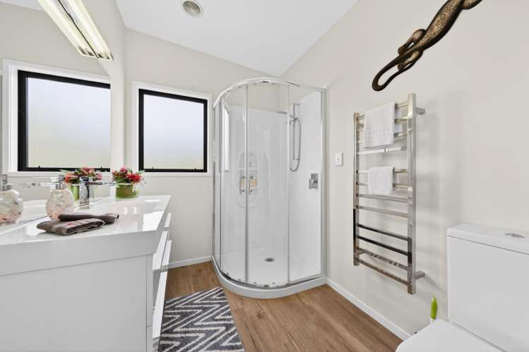 9 Campbell Drive Martinborough_31