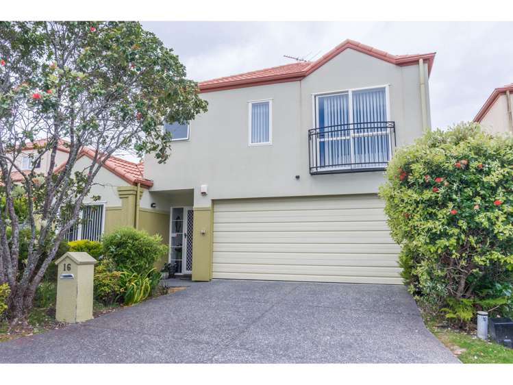 16 Stolford Crescent New Lynn_13