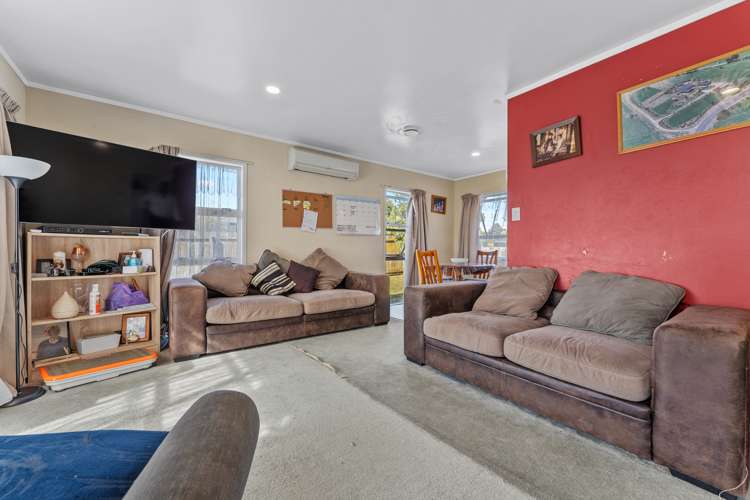 15 Dillon Crescent Clover Park_7