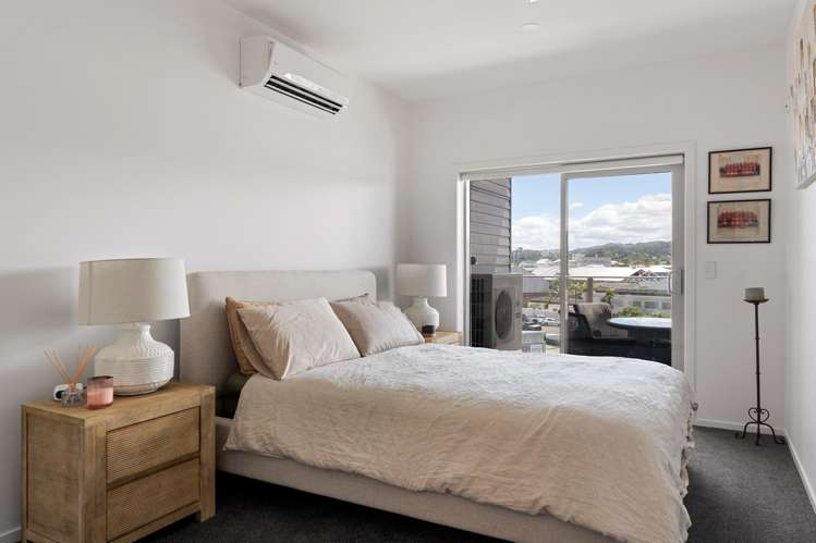 303/4 Reads Quay Gisborne_8