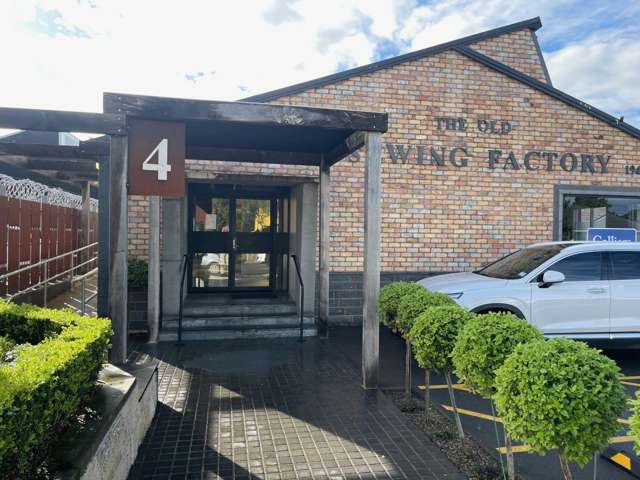Unit 4/4 Graham Street Pukekohe_1