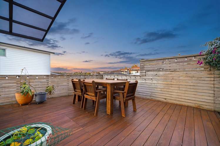 24 Fernhill Way Pinehill_18