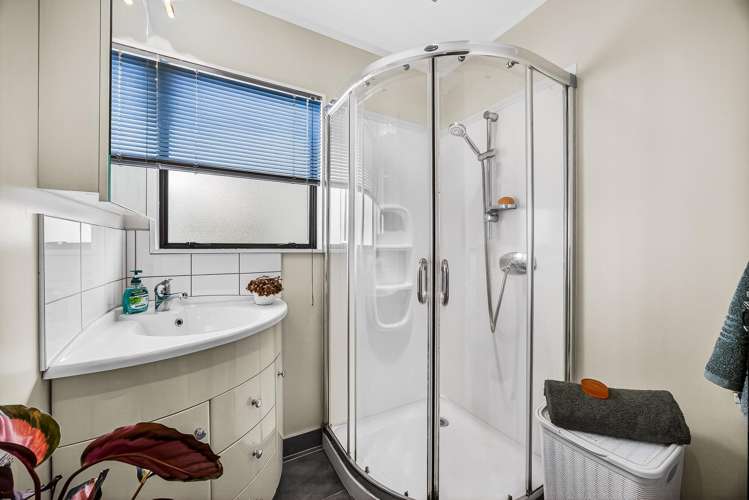 185B Metcalfe Road Ranui_10