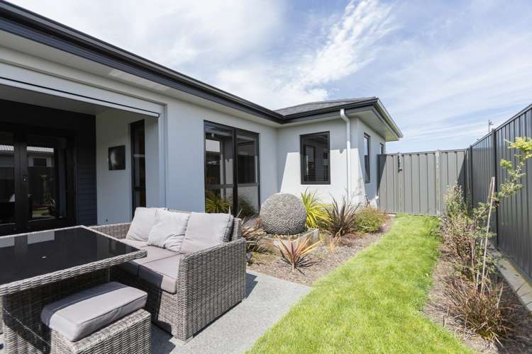 12 Ruahine Road Poraiti_23